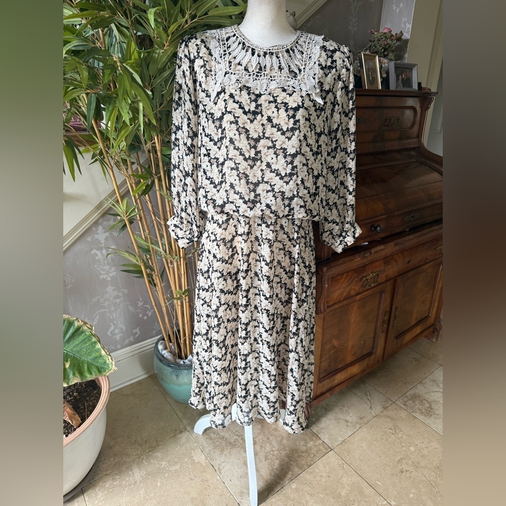 Blake Elizabeth ladies vintage size 10 dress very good condition elastic waist - Picture 4 of 10